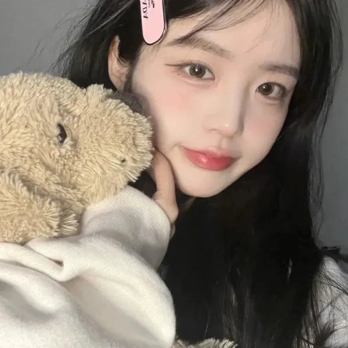 塞莱斯蒂娜海报